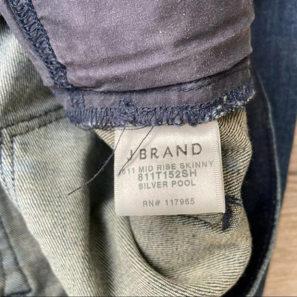 J Brand 811 CUTOFF  STEP HEM SKINNY JEANS IN SILVER POOL - Picture 14 of 16